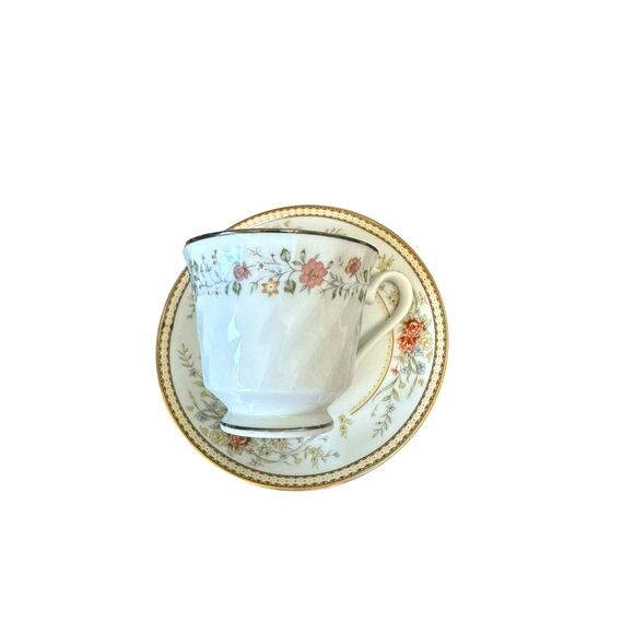 Vintage tea cup and saucer set of 6 mismatched tea party - Picture 8 of 9